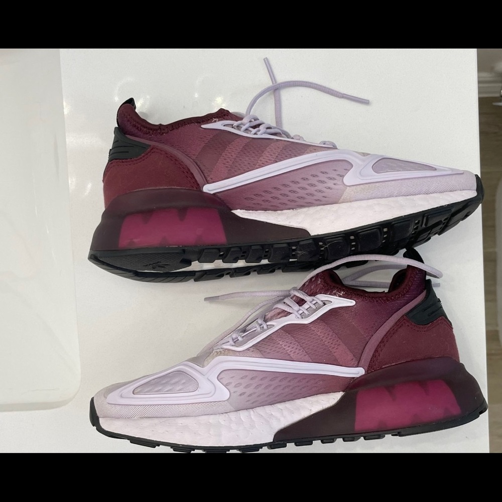 Used - like new. 
Worn 3 times. 
Fit like a womens 6 but are size 5.5